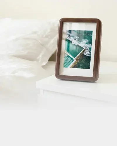 Home frame 04